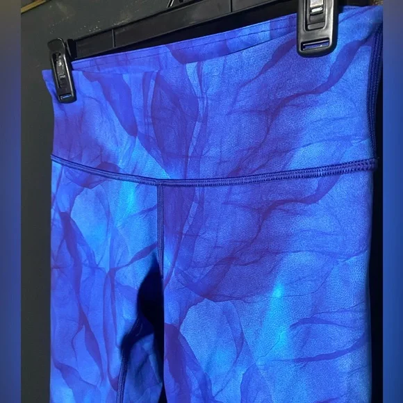 Lululemon leggings size 6 blue - Picture 6 of 7